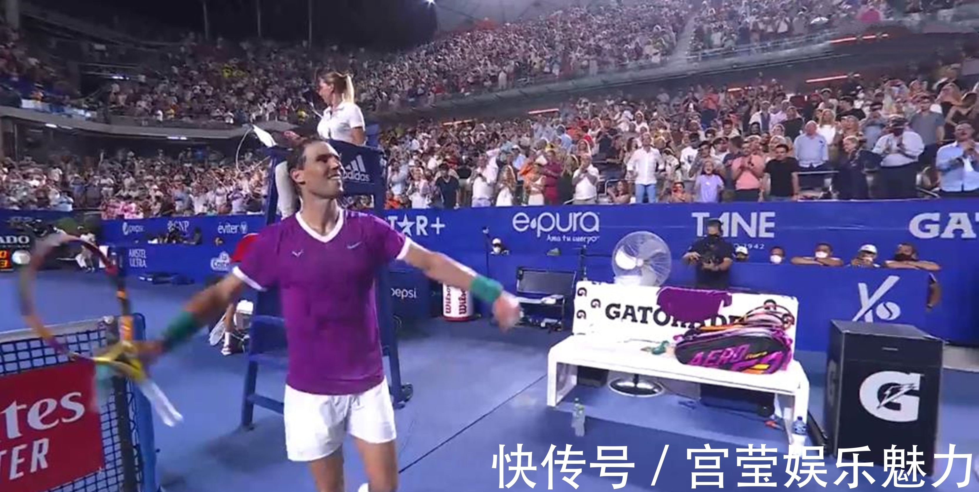 场上崭露头 场上崭露头