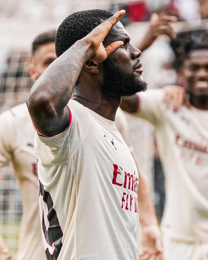 据多家券商 据多家券商